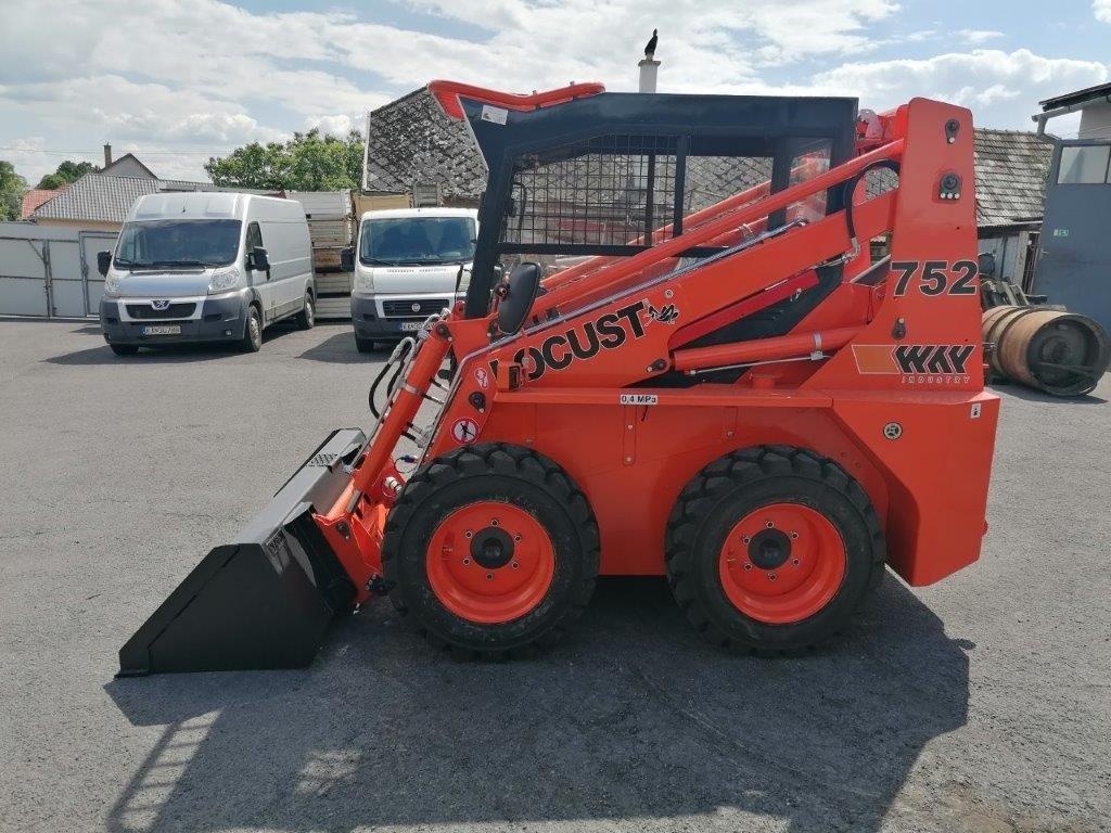 Predám LOCUST 752 po úplnej GO - 3