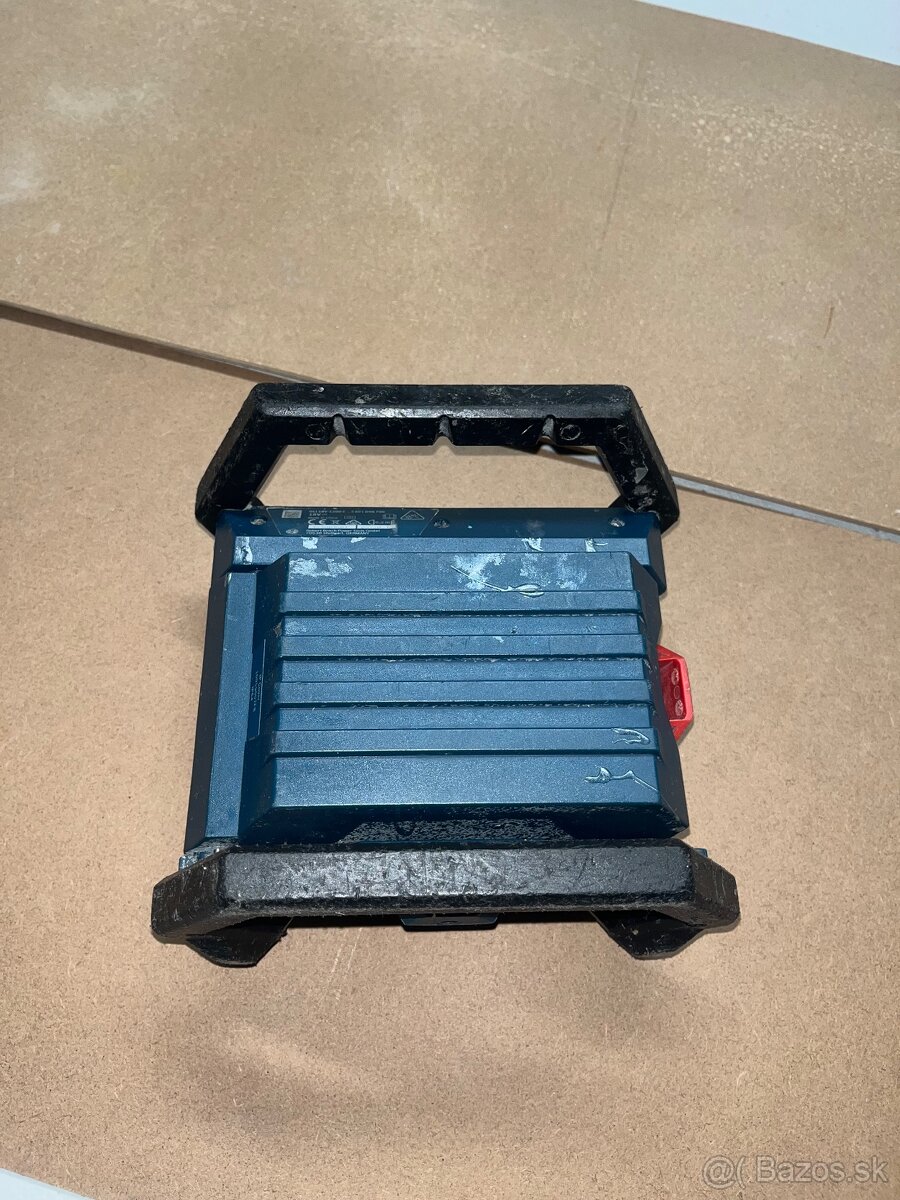 Bosch pracovné svetlo - 3