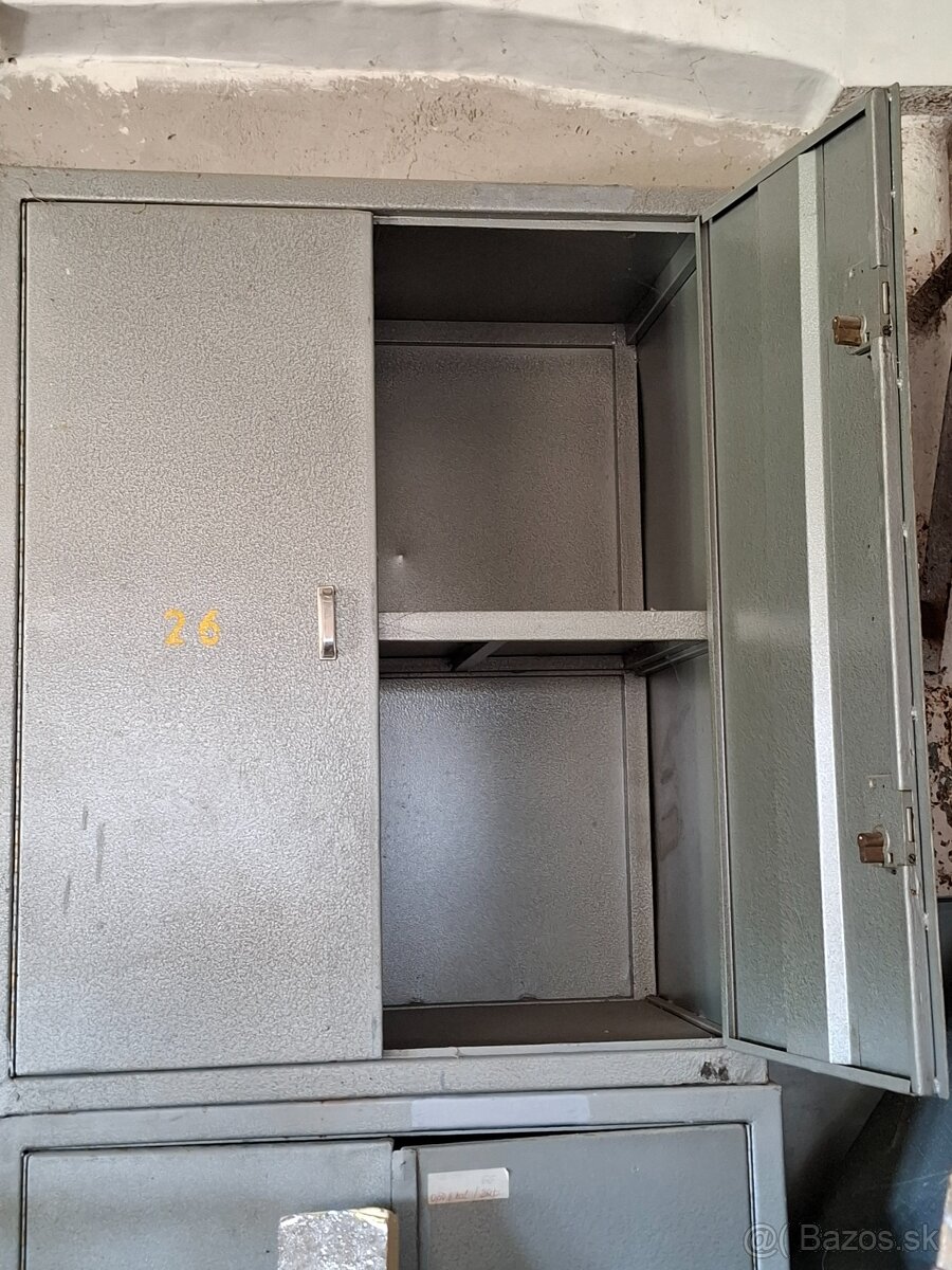 Trezorová skriňa - 3