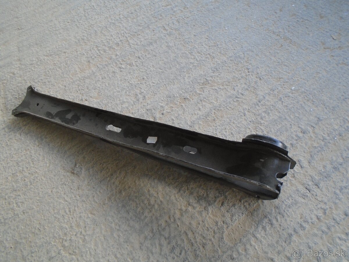 škoda 1000, 1100, 100, 110, 105, 120, 125, Garde Rameno - 3