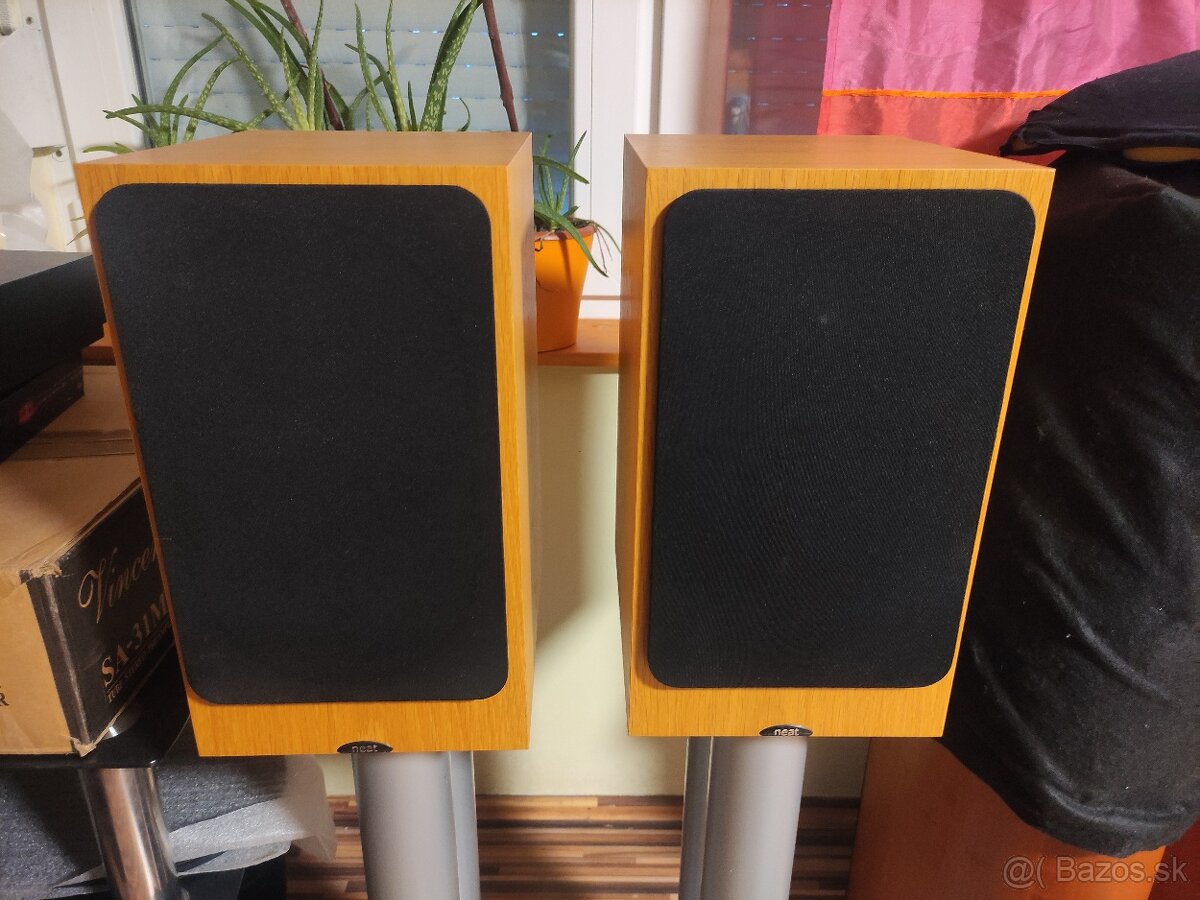 Neat Momentum 3i high end reproduktory - 3