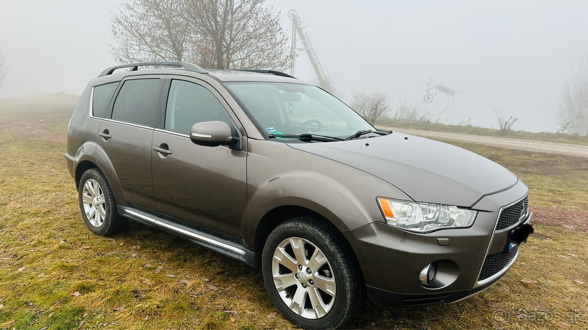 Predám Mitsubushi Outlander 2,2 diesel - 3