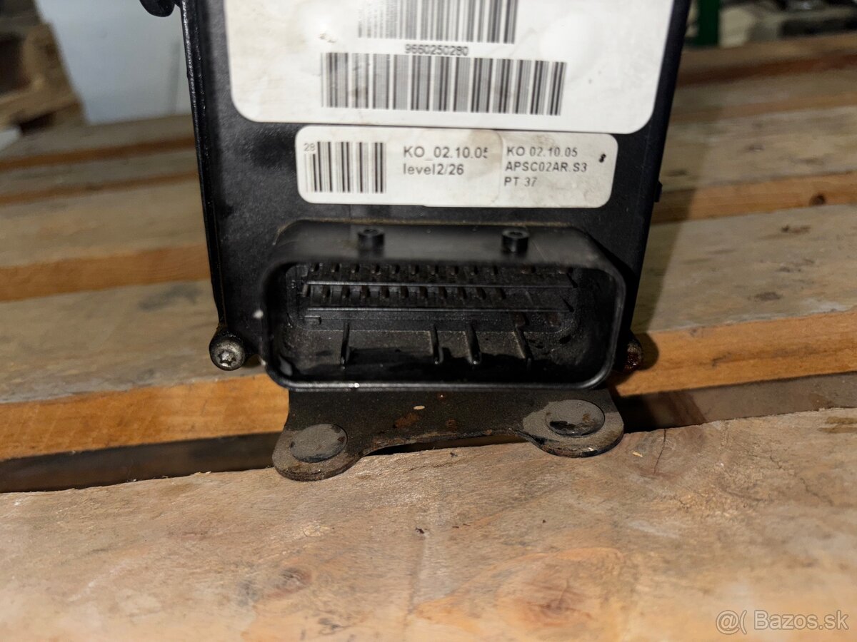 ABS Pumpa Peugeot 407 2.7 diesel - 3