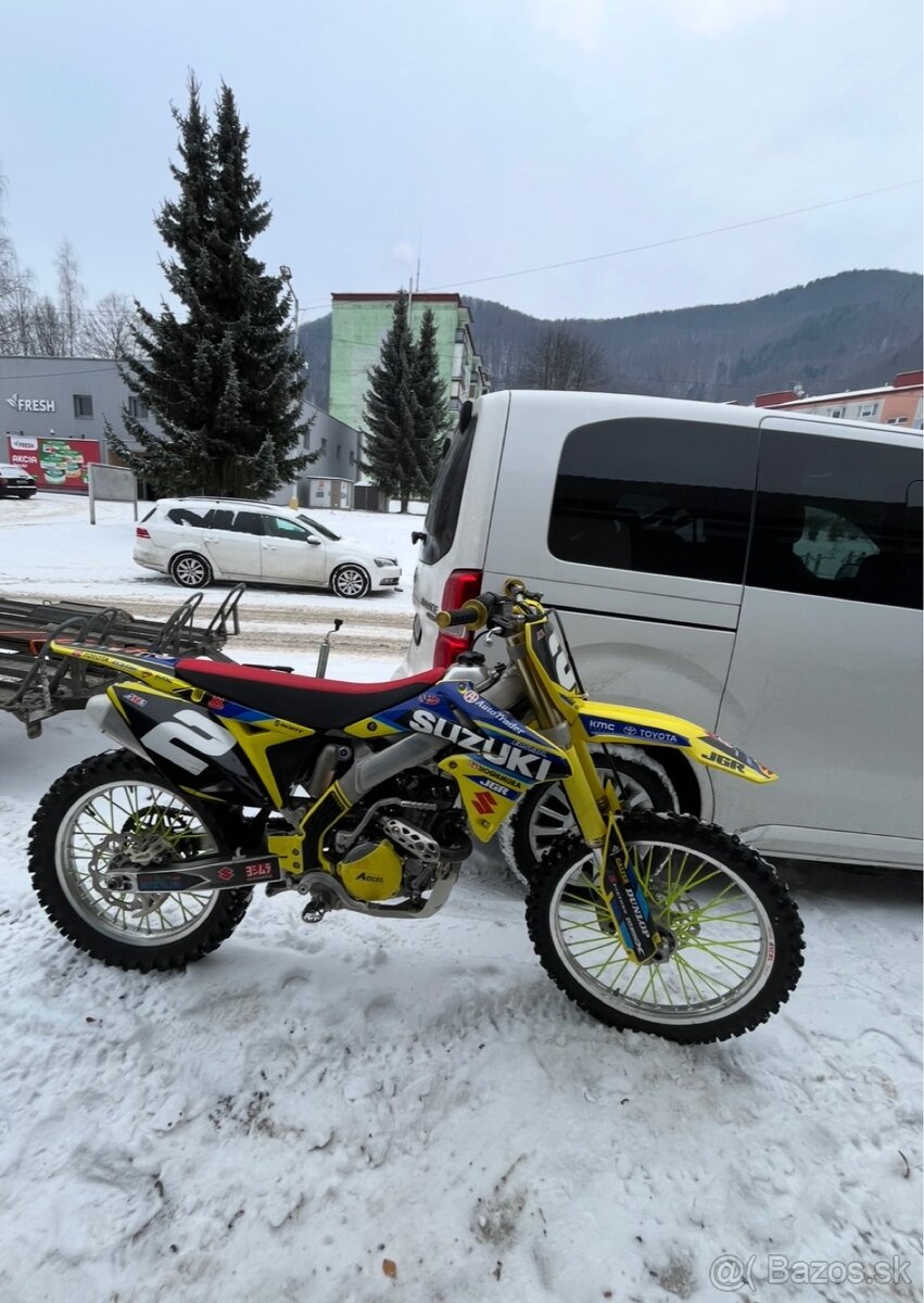 Suzuki rmz 250 - 3