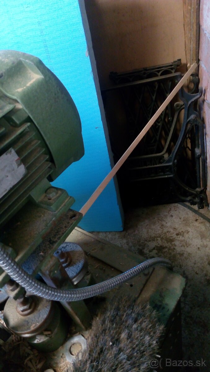 Strojoch na výrobu spoj. Kolikou (tipľov) - 3