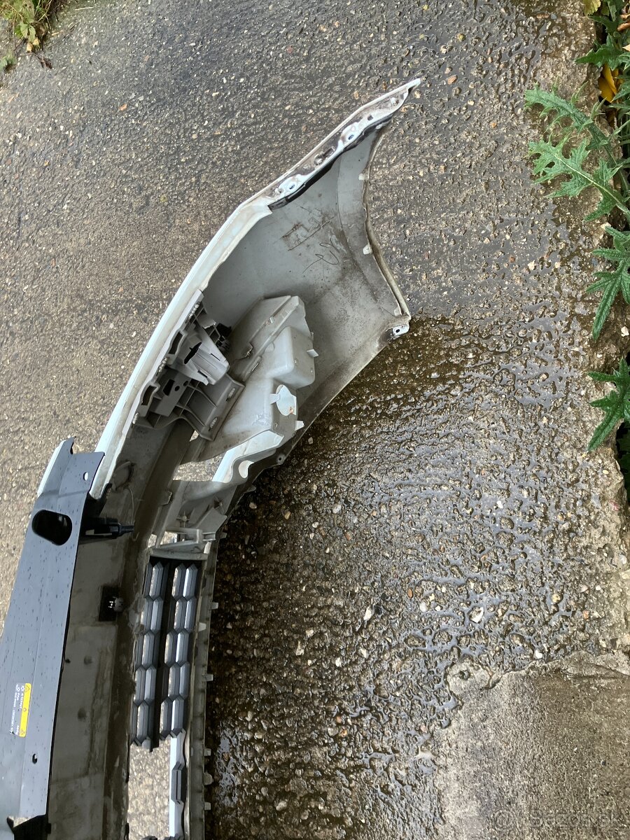 predni naraznik octavia iii 3 12-17 bily ostri pdc - 3