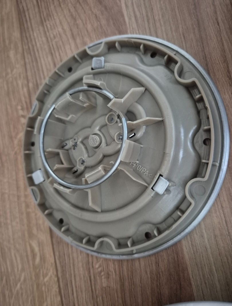 KRYTY KOLIES STREDY DO DISKOV - PUKLICKY - 3