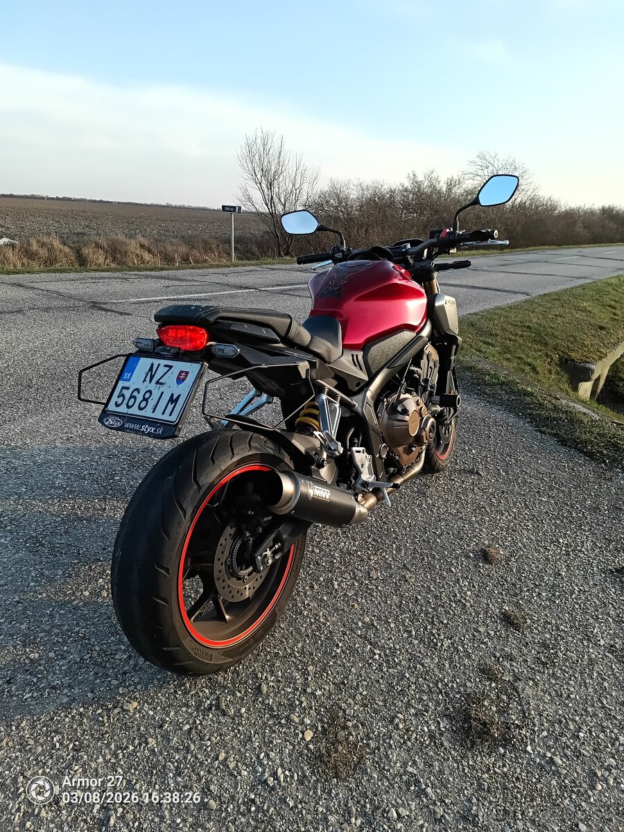 Honda CB650r - 3