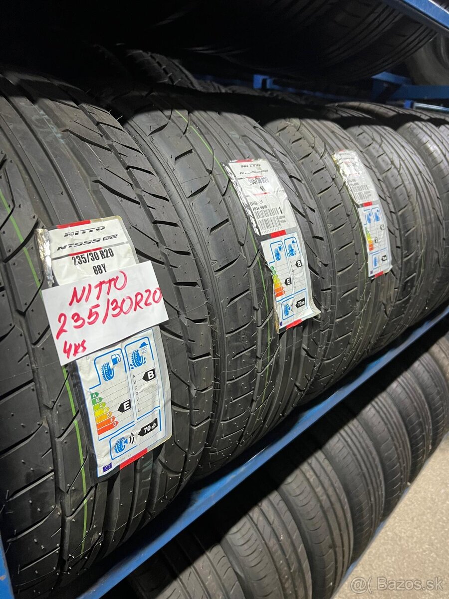 Letné pneumatiky nitto 235/30R20 - 3