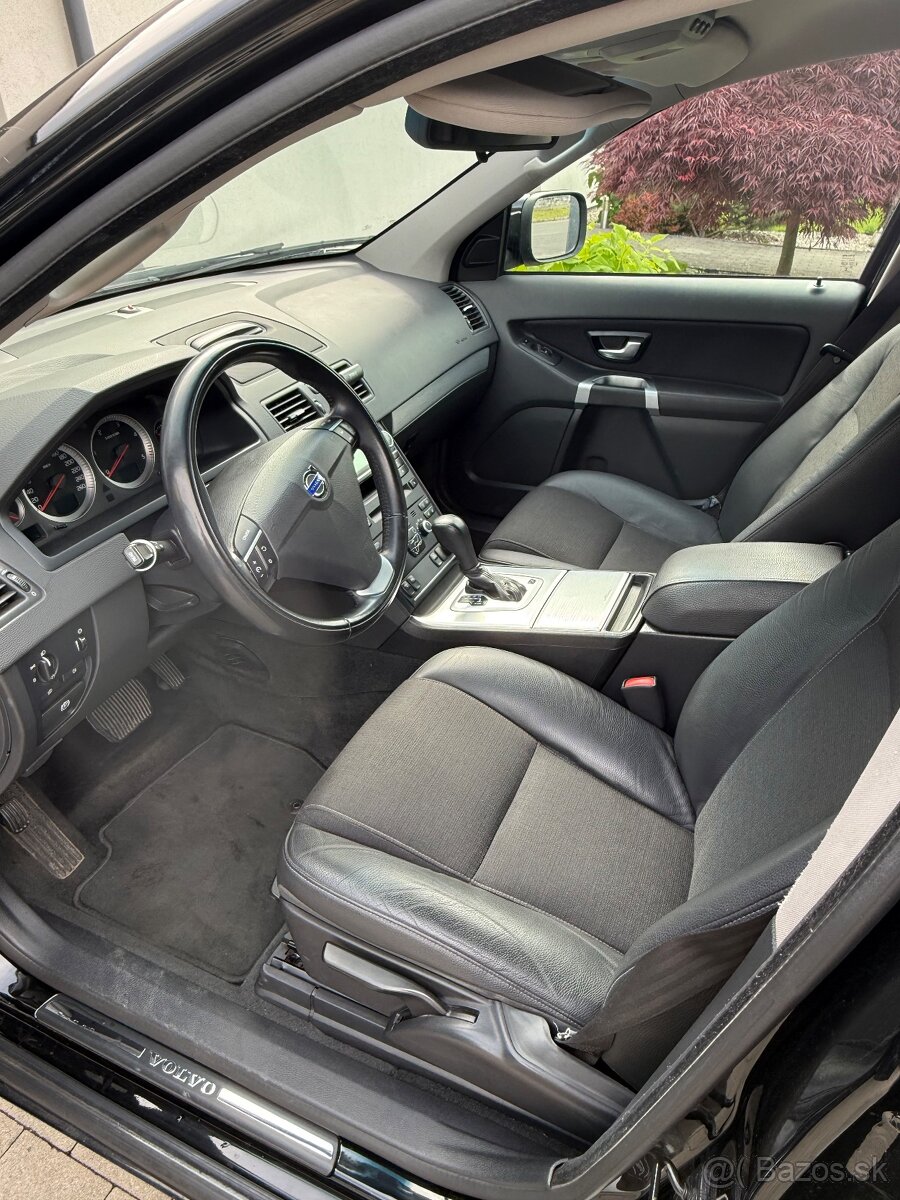 Volvo XC90 2.4 D5 147 kw AWD - 3