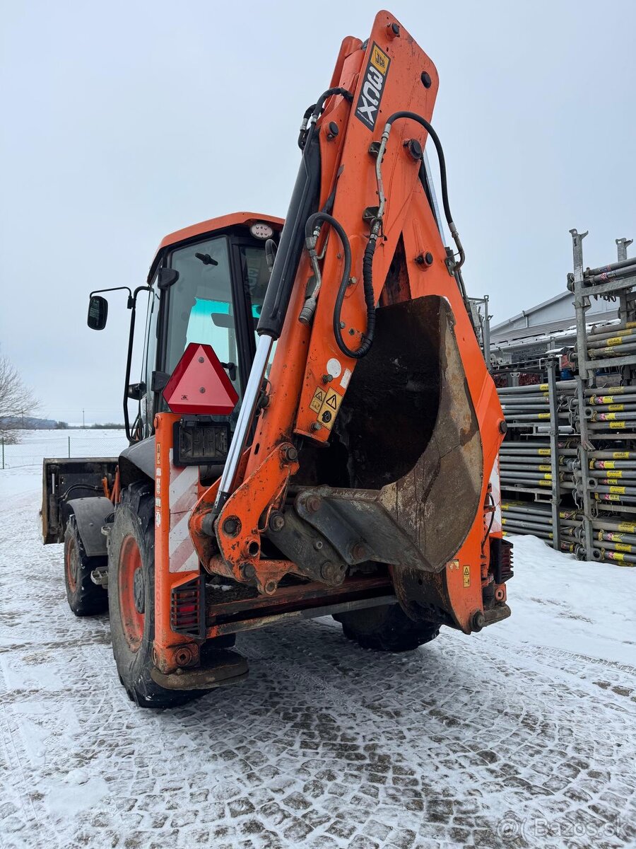 Rýpadlo-nakladač JCB 3CX, model 2018 - 3