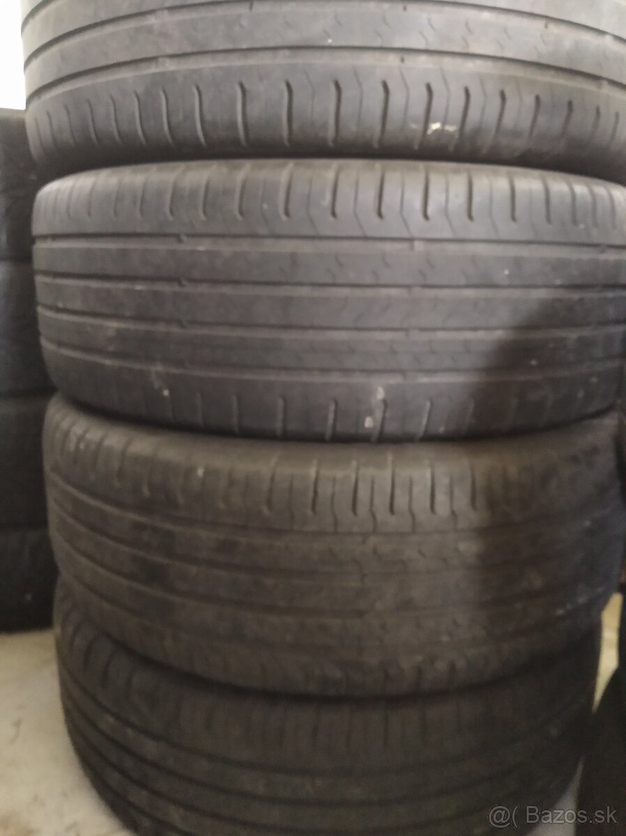 215/55 R17 - 3