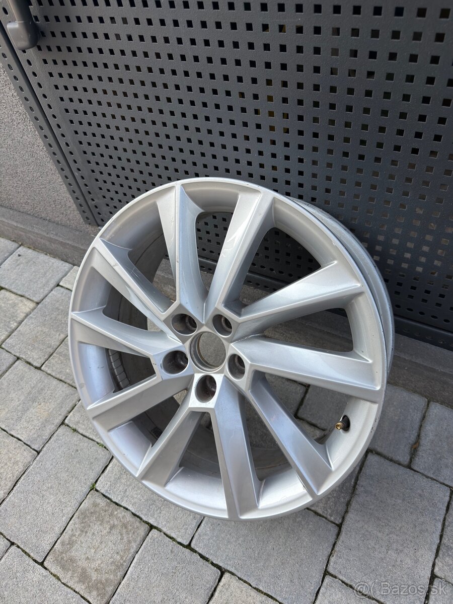 Škoda Stratos - 3