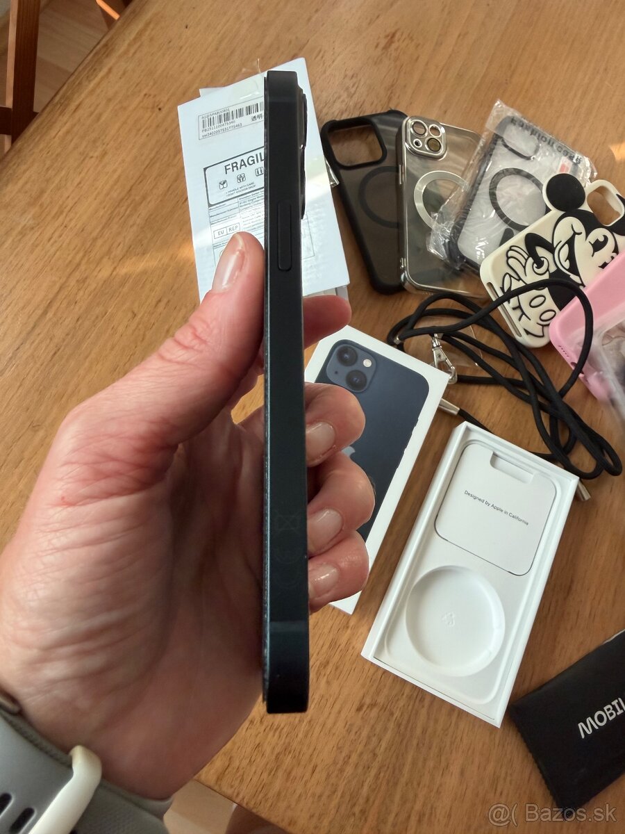 iPhone 13 - 3