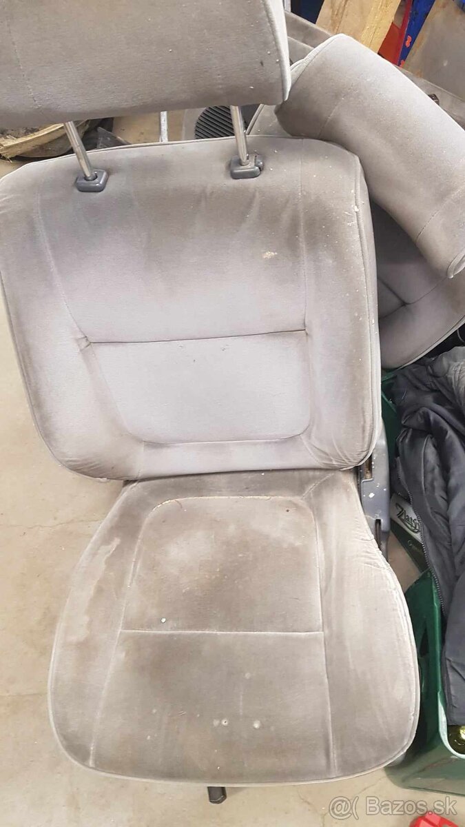 Filter box sedačky Nissan patrol y60 - 3