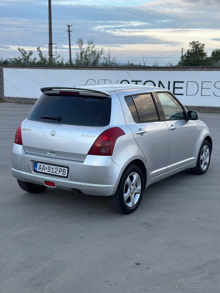 Suzuki Swift 1.3 benzín 67 kW MT/5 - 3