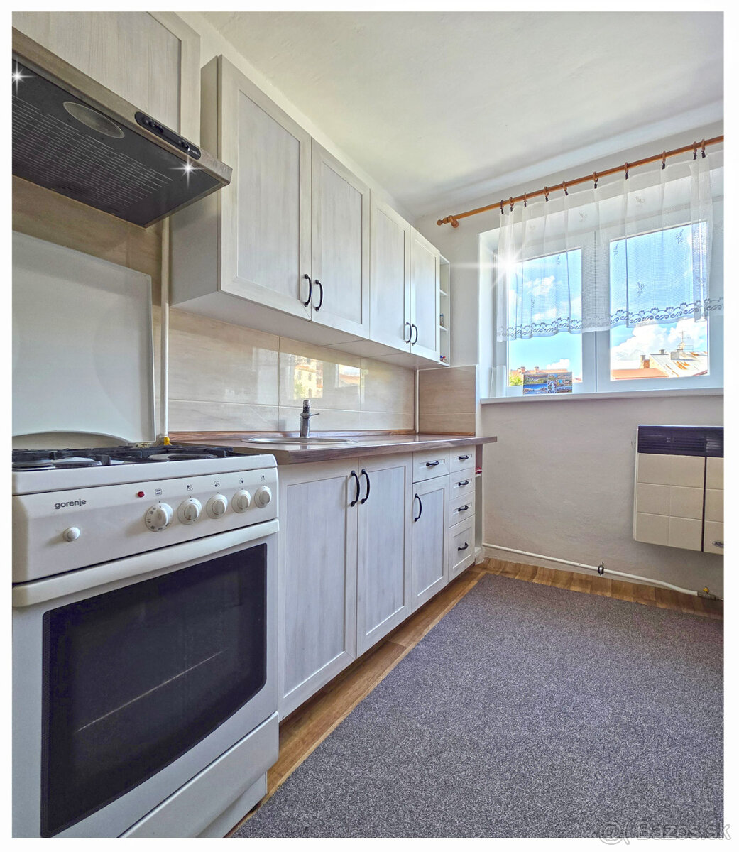 DOHODA NA CENE /PRIAME CENTRUM / 2i byt / KUZMÁNYHO / 64 m2 - 3