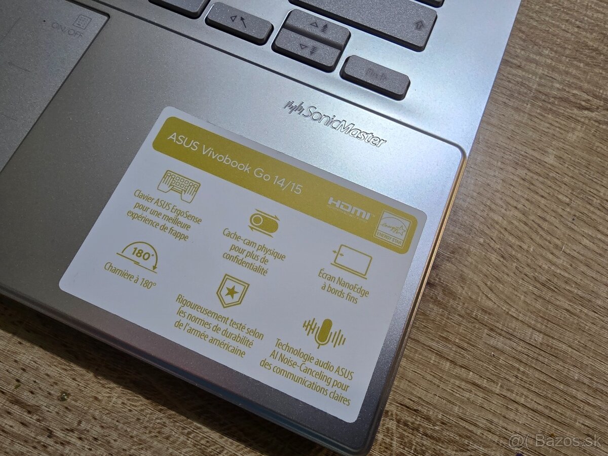 Asus Vivobook 14 Go model 2024 s procesorom AMD ryzen 5 7 ge - 3