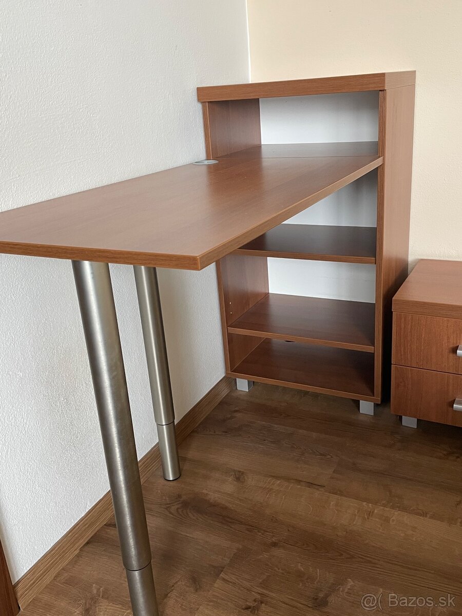 Pracovný stôl so stolickou - 3