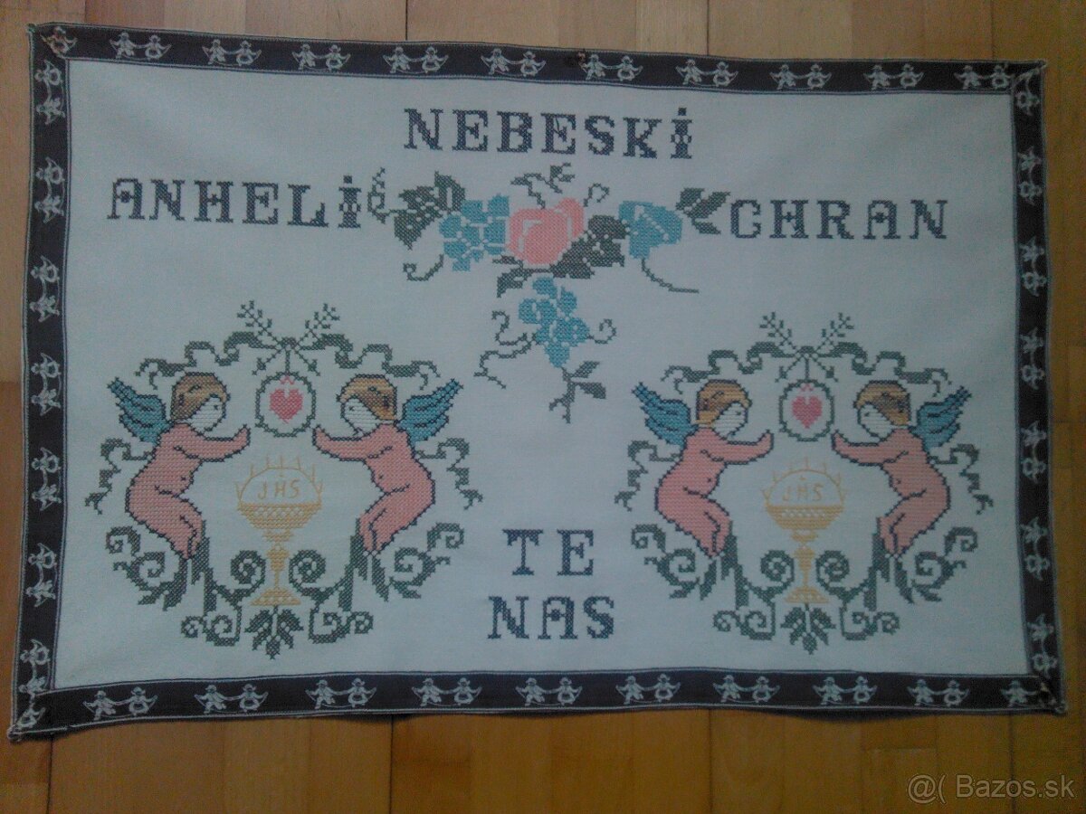 STAROŽITNÉ VYŠÍVANÉ NÁSTENKY - 3