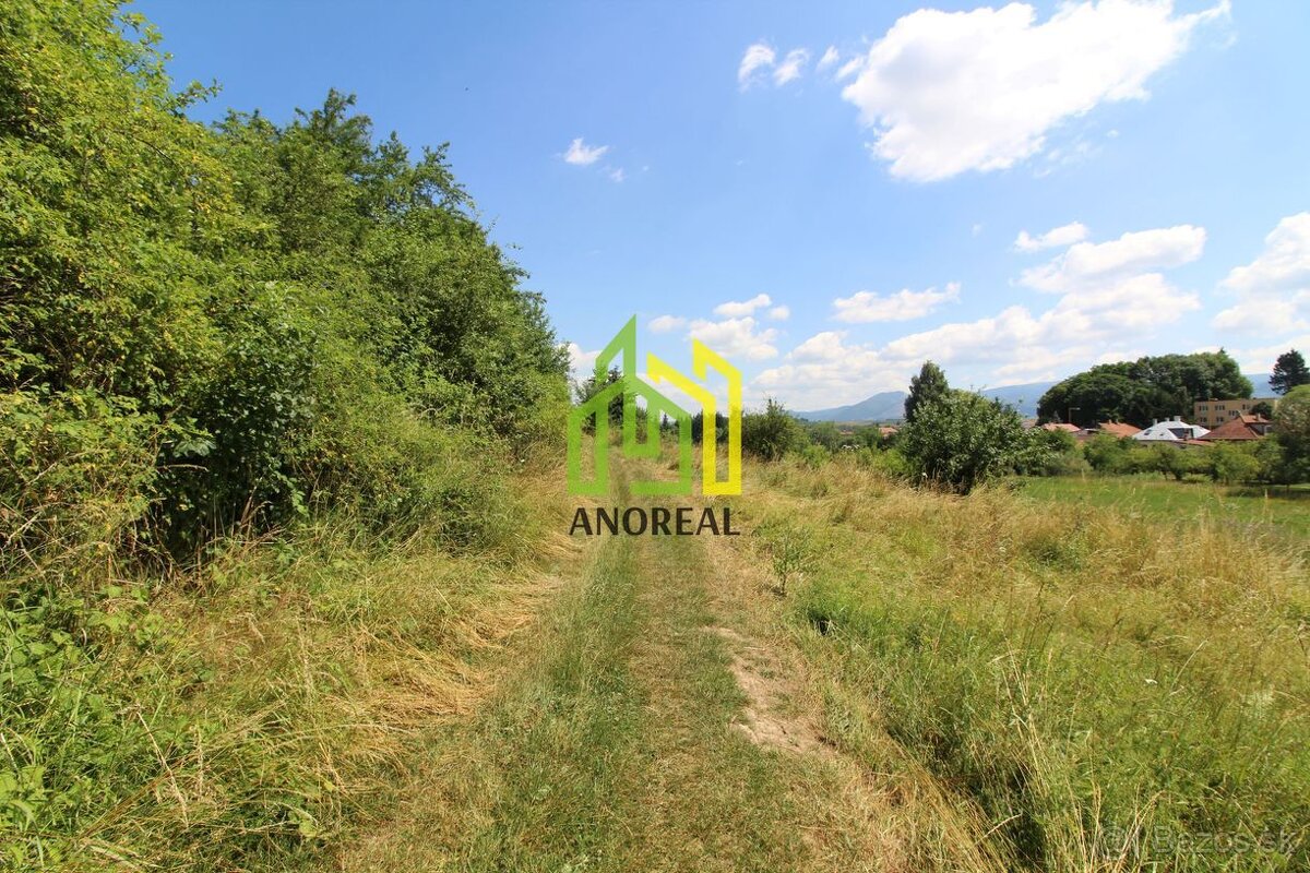 Na predaj stavebný pozemok, 851 M2, Rajec - 3