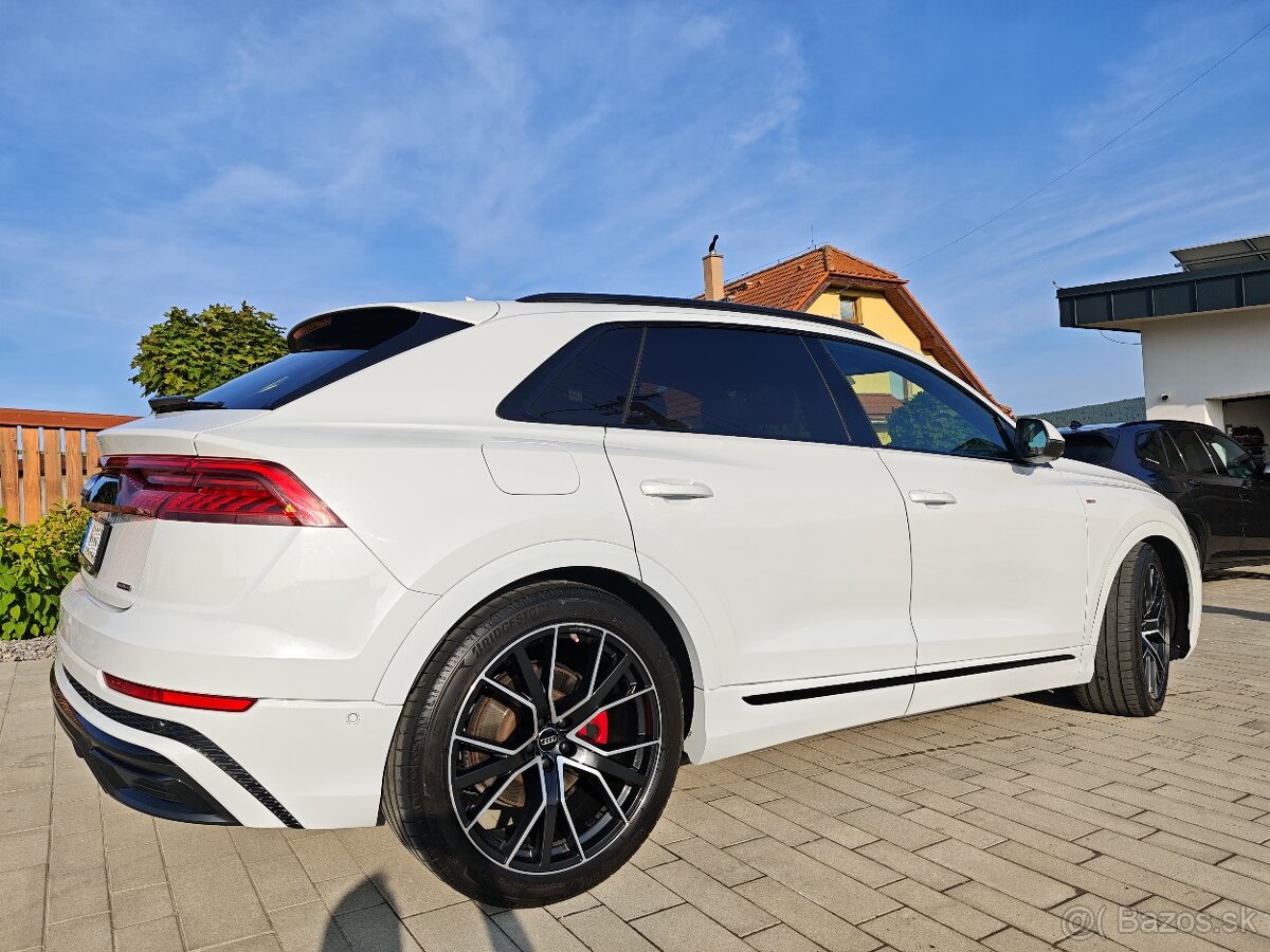 Audi Q8 50 3.0 TDI mHEV S-line 210kW quattro tiptronic - 3