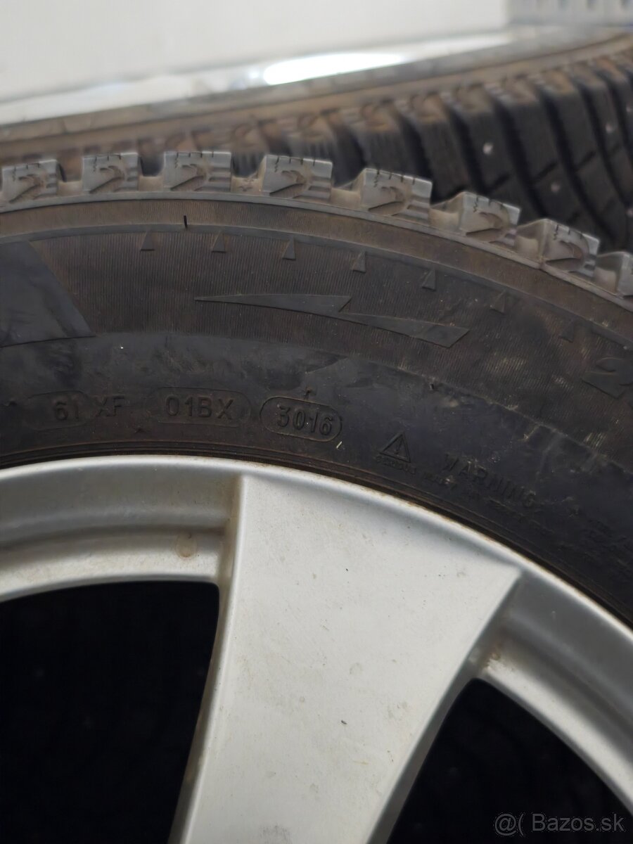 Volvo XC60 R18 zimné s hrotmi - 3