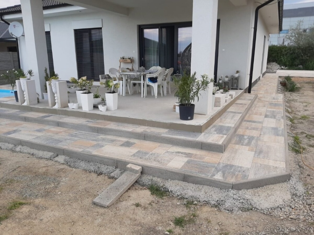 HĽADÁME STAVEBNÉ PRÁCE - 3