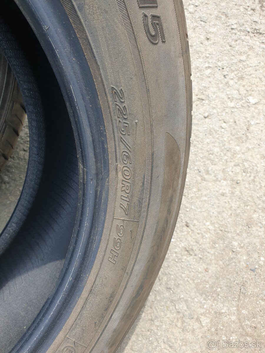 PREDAM 2KS LETNE PNEU 225/60R17.... - 3