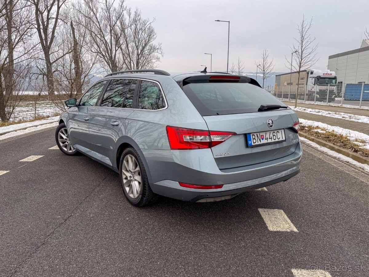 Škoda Superb Combi 1.6 TDI Ambition DSG - 3
