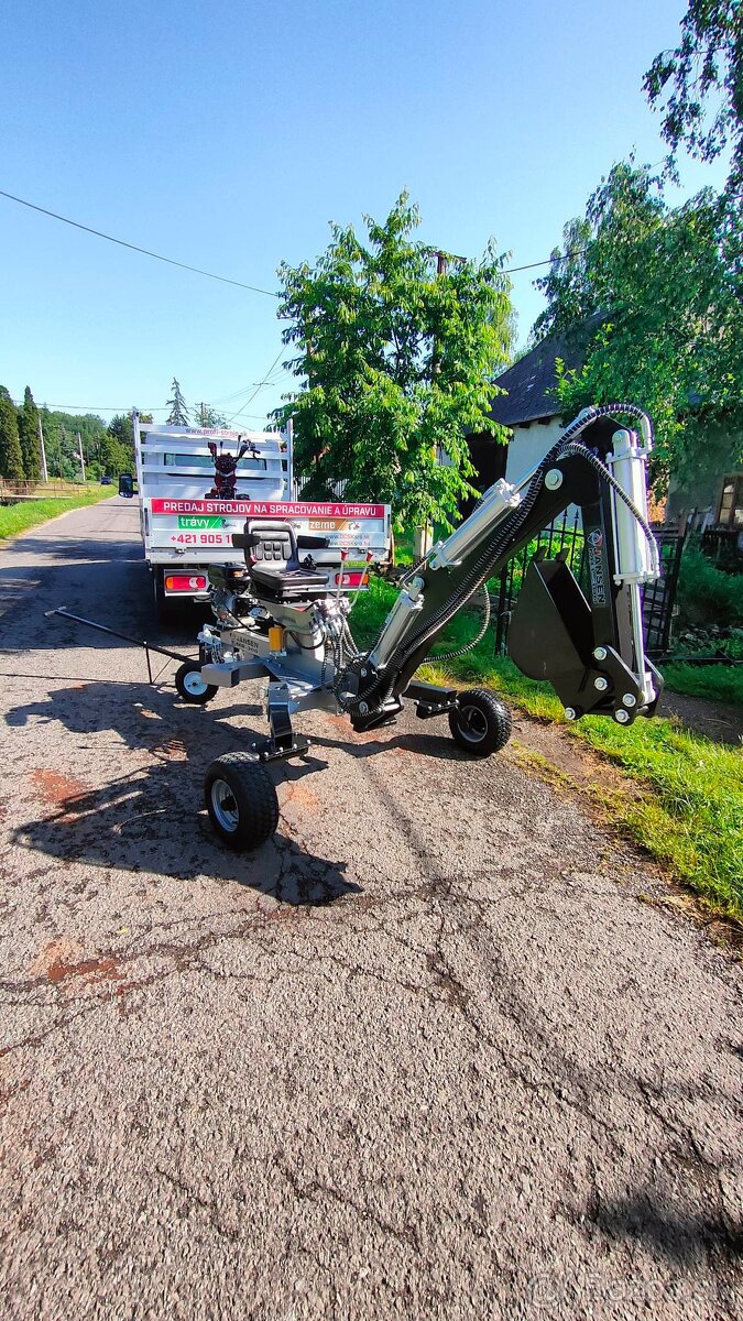 Minibager, Kráčajúci minibager MB-360 - 3