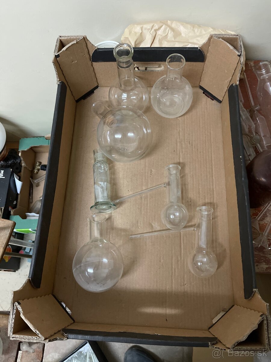 Laboratórne sklo - 3