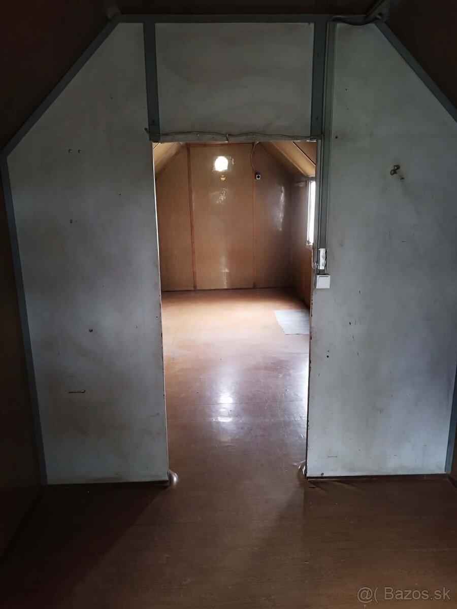 unimobunka 8x2,5 m hliniova - 3