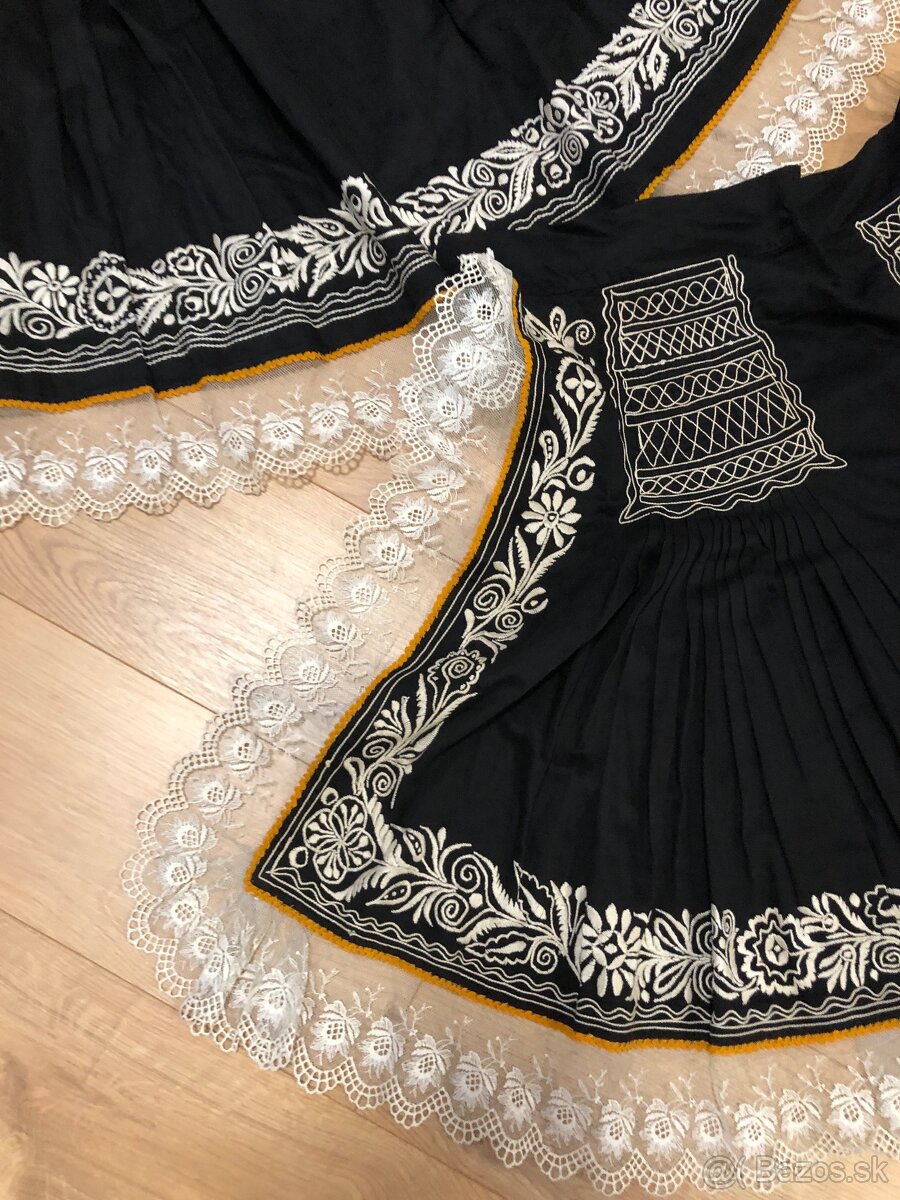 Kroj - zástery oblasť Piešťany - 3