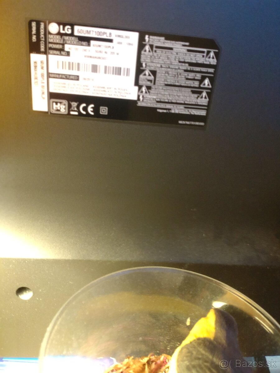 LG 6LG 60UM7100PLB – 60" - 3