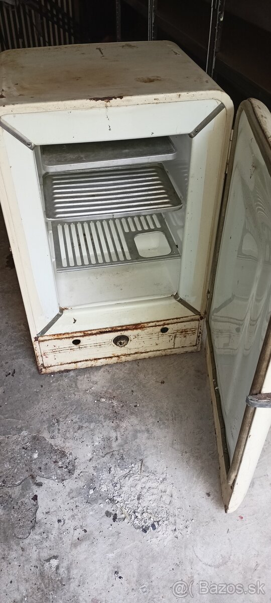 Retro chladnička - 3