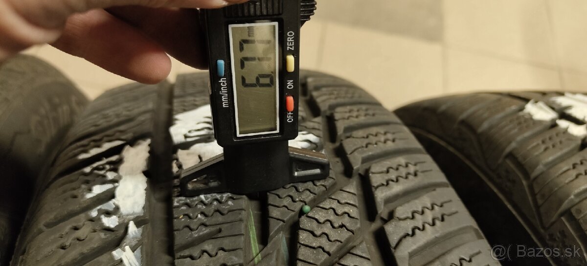 Zimné Matador SibirSnow 215/60/16 99H - 3