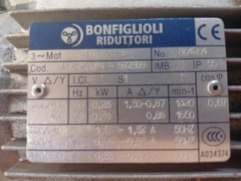 Elektropřevodovka Bonfiglioli - 3