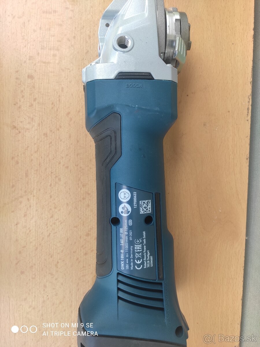 Bosch brúska 18V - 3