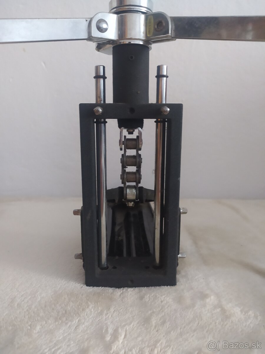 DW 3000 T Hi-Hat stand 2 legs - 3