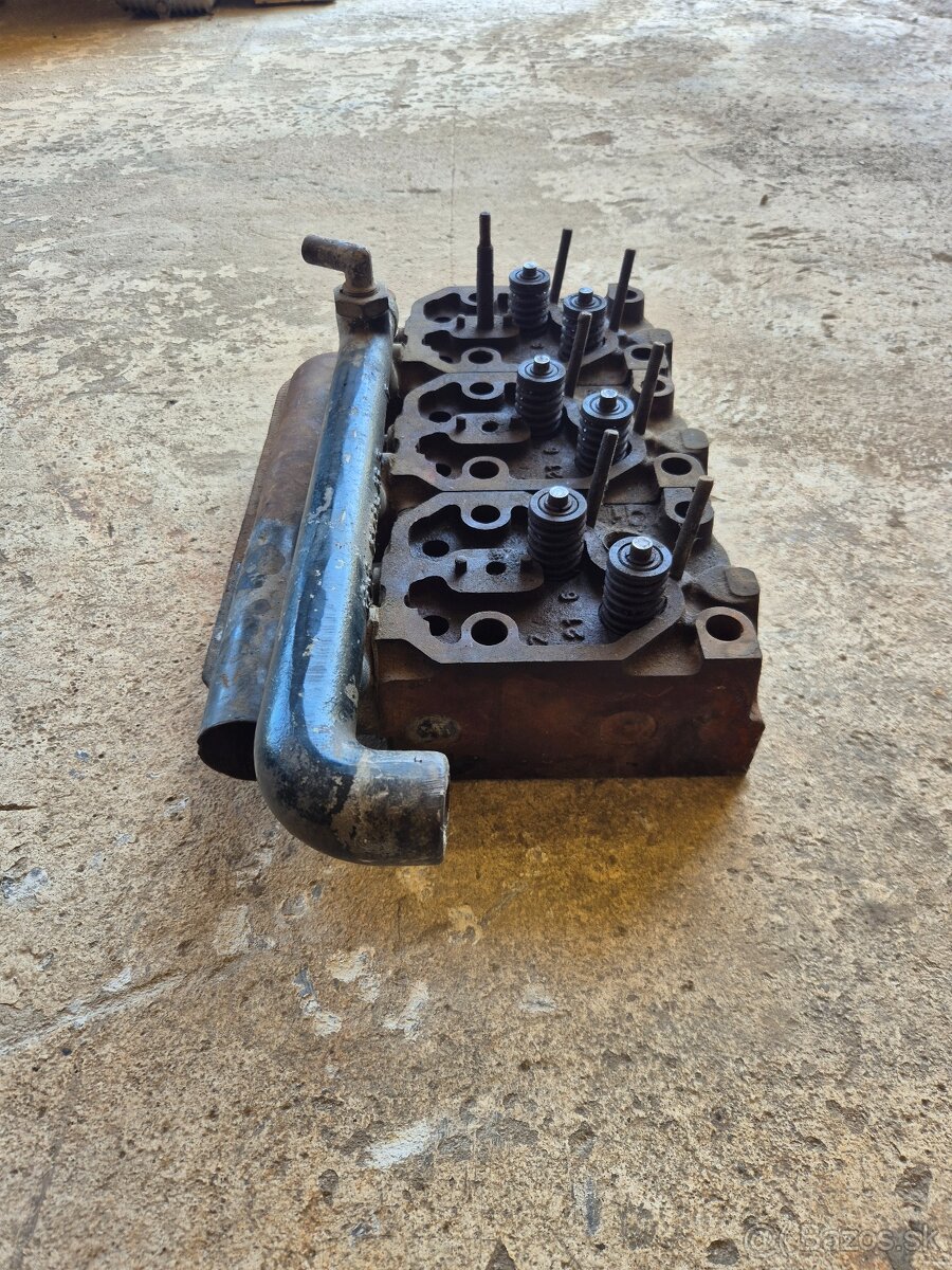 Zetor 52 hlava motora - 3