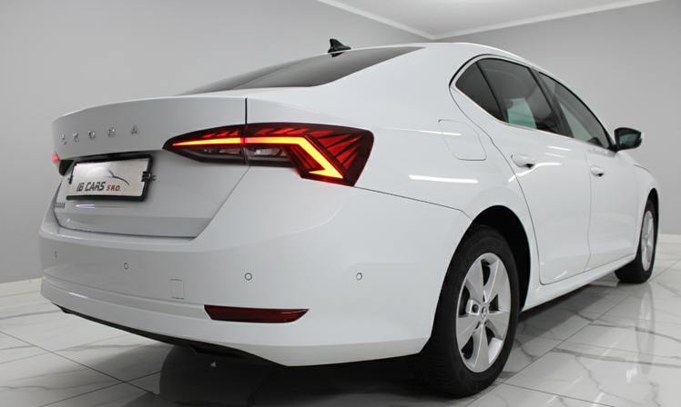 Škoda Octavia 2.0 TDI SCR Style DSG - 3