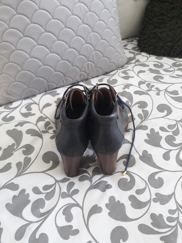 Predám nové kožené dámske topánky č. 37 - 3