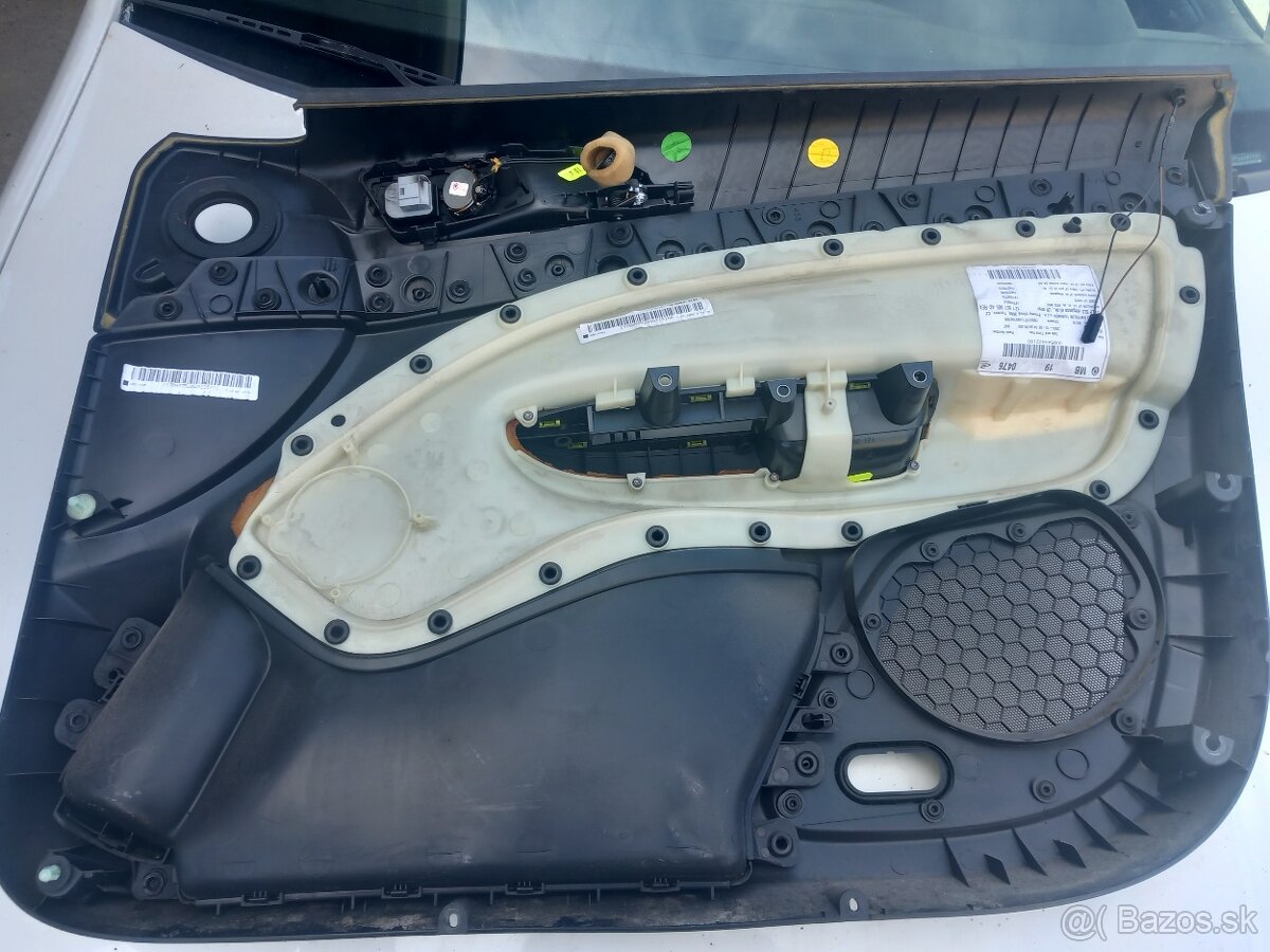 Predám tapacir vodiča octavia 2 - 3