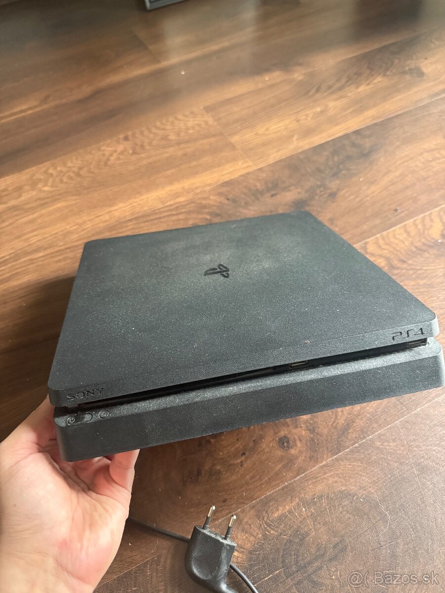 Sony Playstation 4 500GB - 3