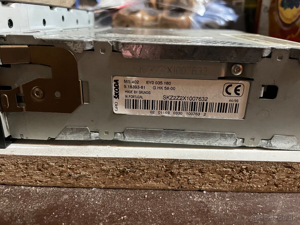 Predám autorádio škoda MS 402 - 3