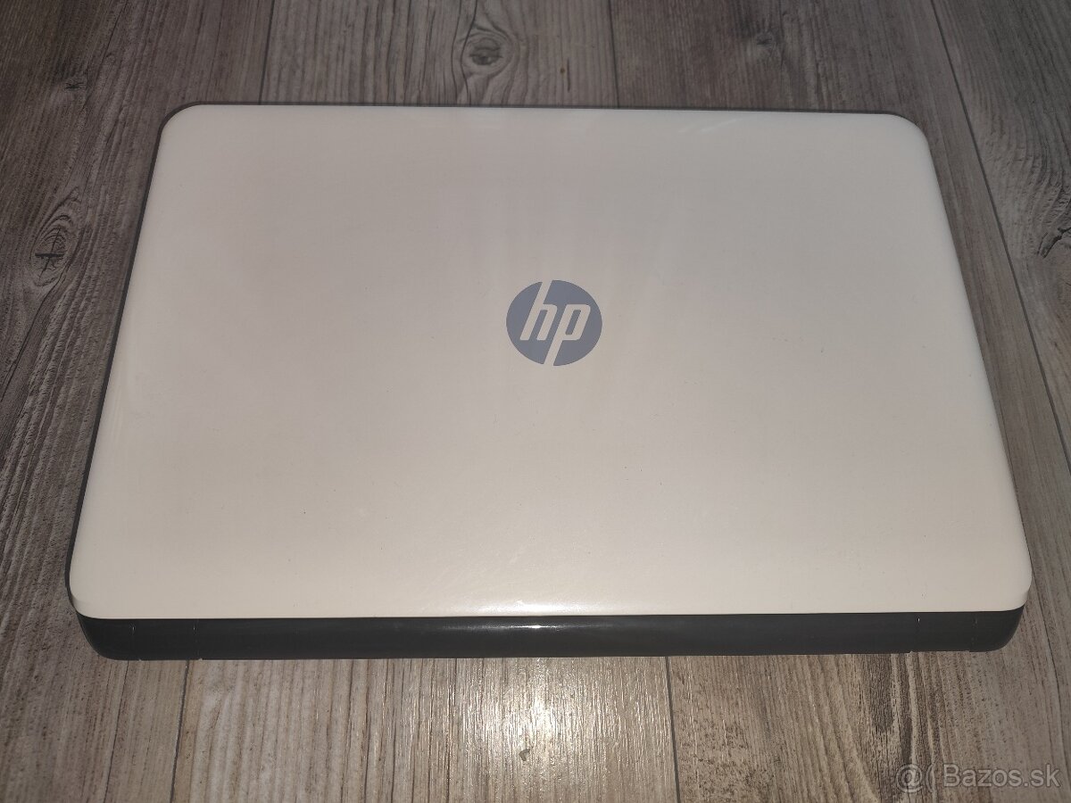 HP Pavilion 15 - 3