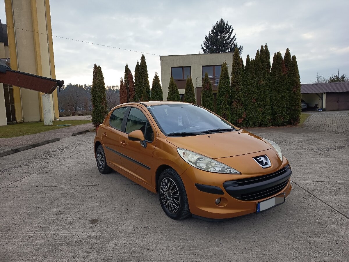 Peugeot 207 1,4 - 3
