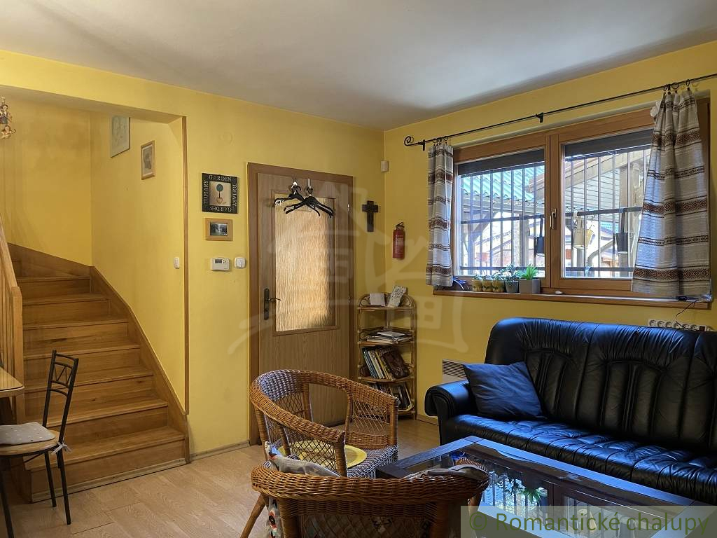 Chata na slnečnom mieste nad Bradanom - 3