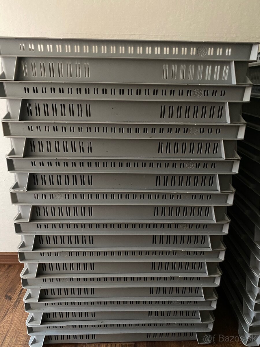 Plastová prepravka - 3